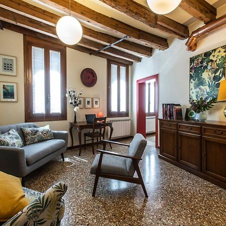 Riva De Biasio Charming Apartment Benátky Exteriér fotografie